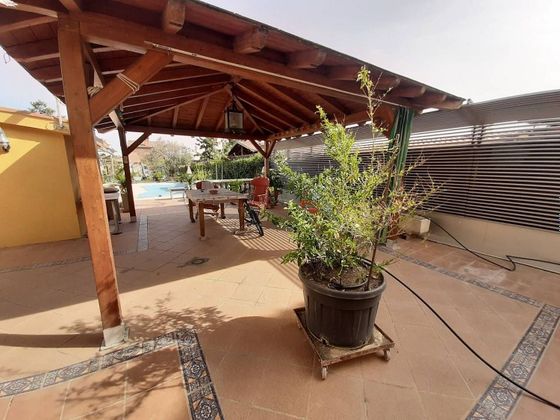 Foto 2 de Xalet en venda a Ugena de 4 habitacions amb piscina i garatge