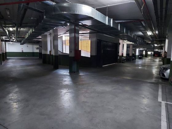 Foto 2 de Garatge en lloguer a Vivero - Hospital - Universidad de 18 m²