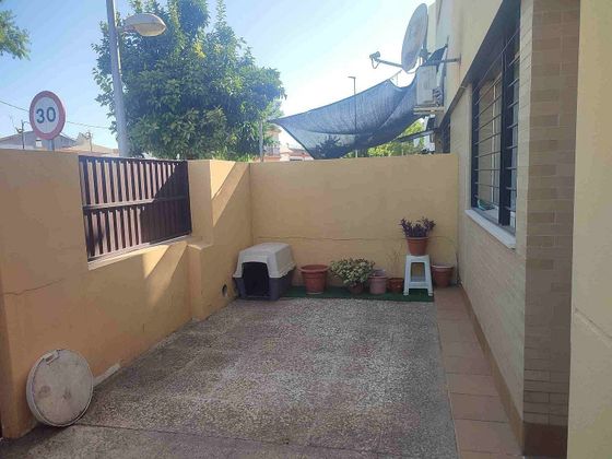 Foto 2 de Casa en venda a Benacazón de 3 habitacions amb aire acondicionat