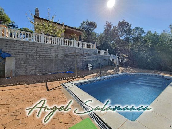 Foto 1 de Chalet en venta en Albalate de Zorita de 3 habitaciones con terraza y piscina
