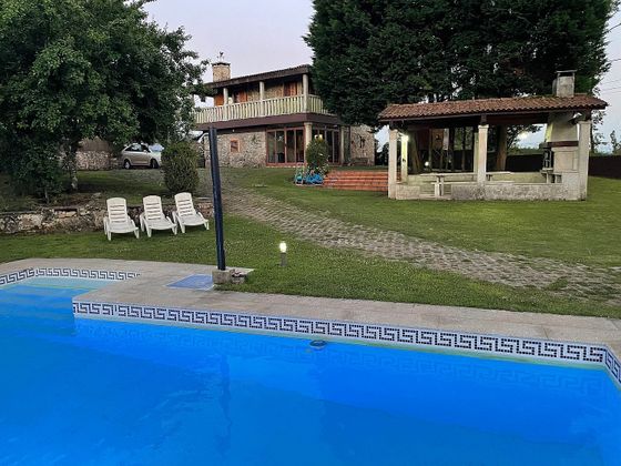 Foto 2 de Casa en lloguer a calle Chan Da Gandara de 5 habitacions amb terrassa i piscina