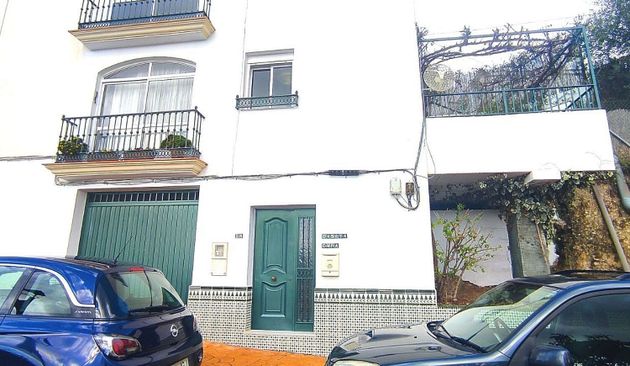 Foto 2 de Casa en venda a Canillas de Albaida de 3 habitacions amb terrassa i garatge