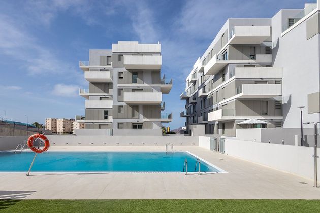 Foto 1 de Alquiler de piso en Las Torres de 2 habitaciones con terraza y piscina
