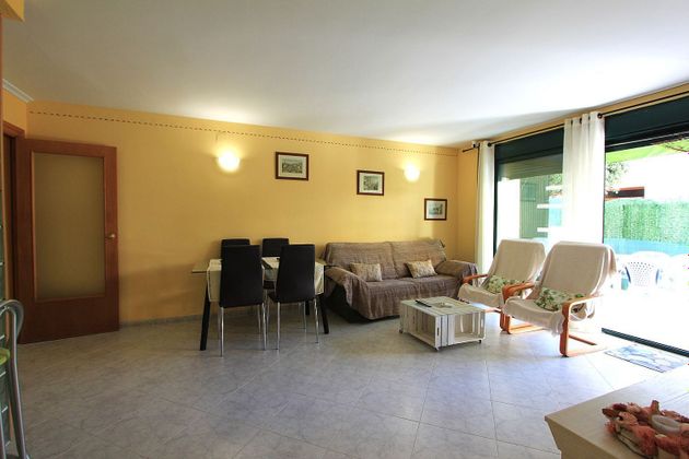 Foto 2 de Piso en venta en L' Hospitalet de l'Infant de 2 habitaciones con terraza y aire acondicionado