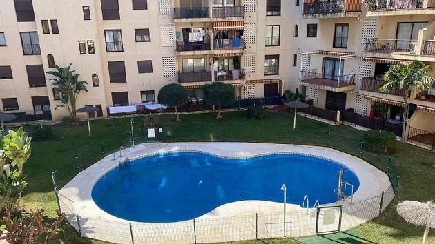 Foto 1 de Pis en venda a San Luis de Sabinillas de 1 habitació amb terrassa i piscina