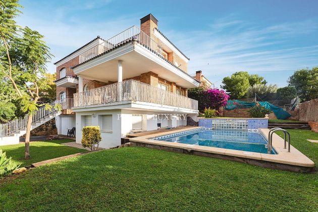 Foto 2 de Xalet en venda a Los Monasterios-Alfinach de 3 habitacions amb terrassa i piscina