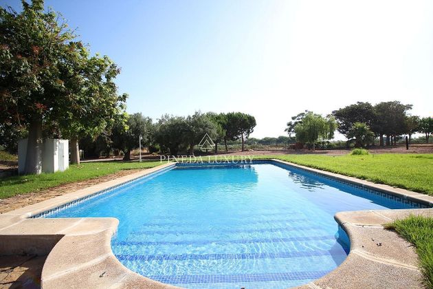 Foto 1 de Xalet en venda a Puig ciudad de 3 habitacions amb piscina i aire acondicionat