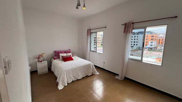 Foto 1 de Venta de piso en Guanarteme de 3 habitaciones con balcón