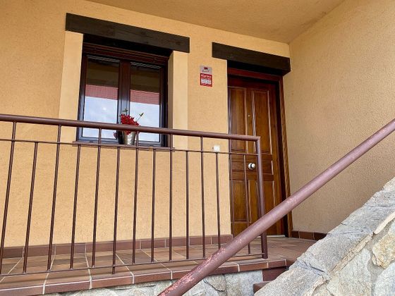 Foto 2 de Casa adossada en venda a Ortigosa del Monte de 4 habitacions amb garatge i jardí