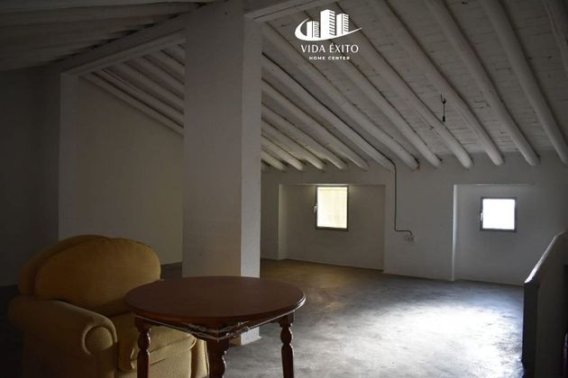 Foto 1 de Casa en venda a Torre del Campo de 5 habitacions amb terrassa i aire acondicionat