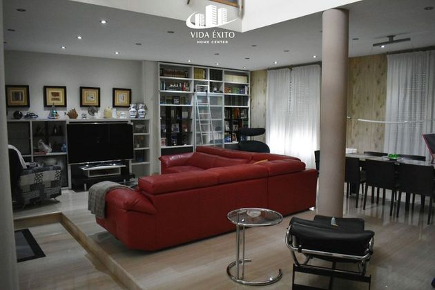 Foto 2 de Casa en venta en Andújar de 6 habitaciones con terraza y aire acondicionado