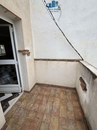 Foto 1 de Casa en venda a Villares (Los) de 3 habitacions amb terrassa i balcó