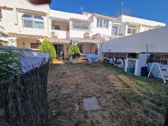 Foto 2 de Venta de casa en urbanización Princesa Kristina de 2 habitaciones con terraza y jardín