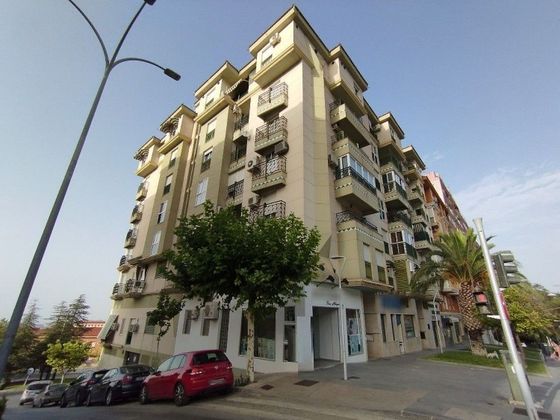 Foto 1 de Pis en venda a avenida De Andalucía de 4 habitacions amb terrassa i garatge