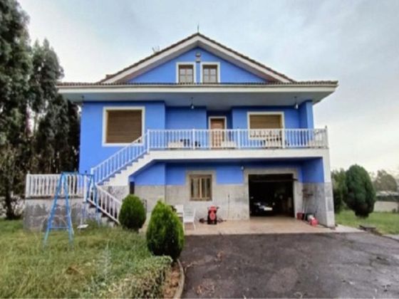 Foto 1 de Casa en venda a Corvera de Asturias de 6 habitacions amb terrassa i garatge