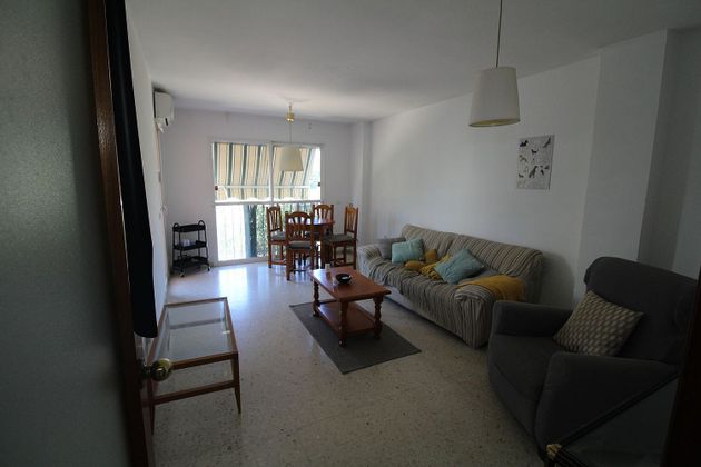 Foto 1 de Alquiler de piso en El Pinar - Palacio de Congresos de 3 habitaciones con terraza y piscina