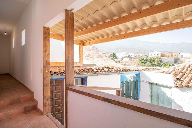 Foto 2 de Chalet en venta en calle Lomo Grillo Arriba de 3 habitaciones con terraza y garaje