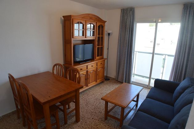Foto 2 de Pis en lloguer a Santa Eulalia del Río de 2 habitacions amb terrassa i mobles