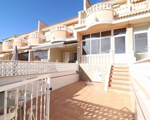 Foto 2 de Casa en venda a Ciudad Quesada de 2 habitacions amb terrassa i piscina