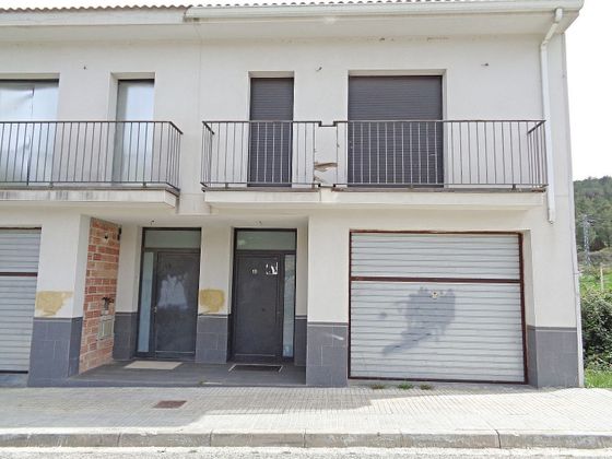 Foto 1 de Casa en venda a calle D'orient de 4 habitacions amb terrassa i garatge