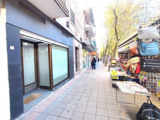 Foto 2 de Alquiler de local en calle De Pedro Laborde de 74 m²