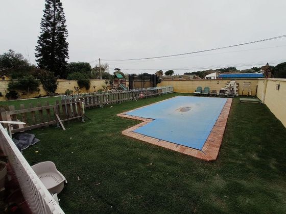 Foto 2 de Xalet en venda a Pinar de los Franceses - Marquesado de 3 habitacions amb terrassa i piscina