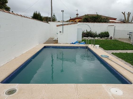 Foto 1 de Chalet en venta en Pinar de los Franceses - Marquesado de 2 habitaciones con terraza y piscina