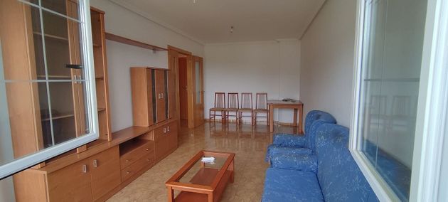 Foto 1 de Piso en venta en Monterroso de 3 habitaciones con garaje y balcón