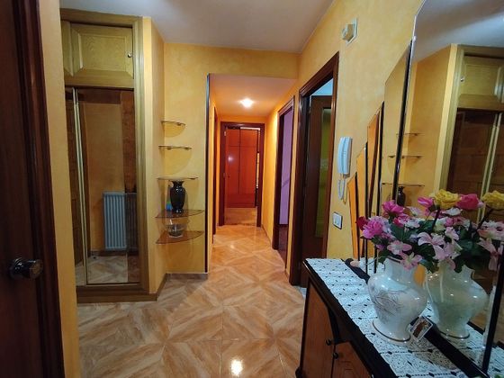 Foto 2 de Pis en venda a San Martín del Rey Aurelio de 2 habitacions amb calefacció i ascensor