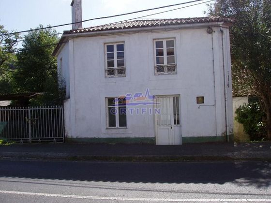 Foto 1 de Casa en venda a Ortigueira de 3 habitacions amb jardí