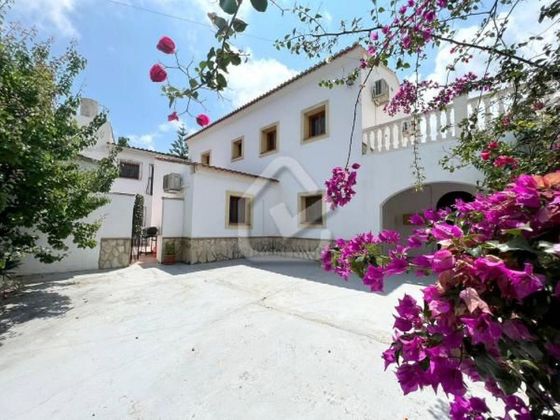 Foto 2 de Casa en venta en Oliva pueblo de 6 habitaciones con terraza y piscina