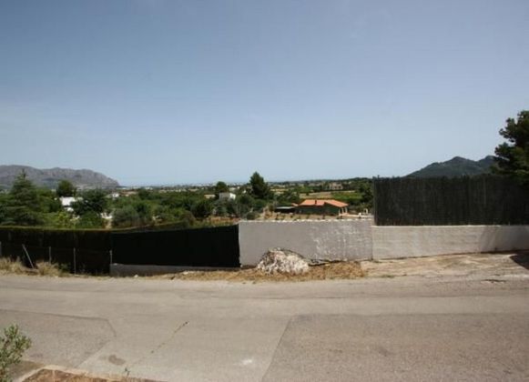 Foto 2 de Venta de terreno en Pedreguer de 818 m²