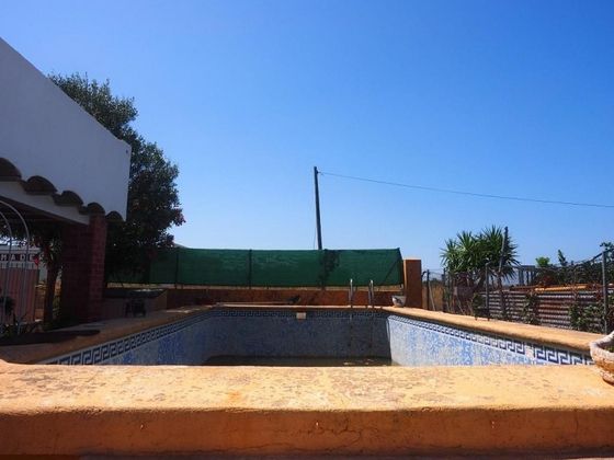 Foto 1 de Casa rural en venta en Oliva pueblo de 4 habitaciones con terraza y piscina