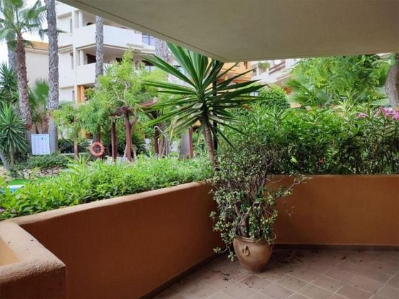 Foto 1 de Pis en venda a Cabo Roig - La Zenia de 1 habitació amb piscina i balcó