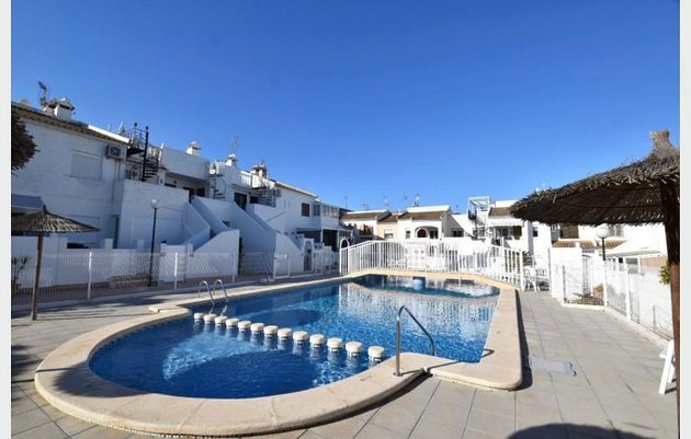 Foto 1 de Casa en venta en La Siesta - El Salado - Torreta de 1 habitación con terraza y piscina