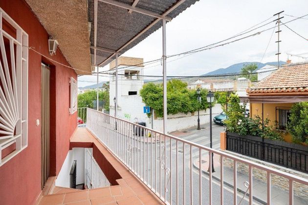 Foto 1 de Venta de casa en Zubia (La) de 7 habitaciones con terraza y garaje