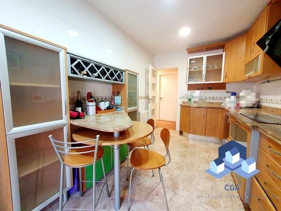 Foto 1 de Piso en venta en San Diego-Los Ángeles-San Cristóbal de 3 habitaciones con garaje y balcón