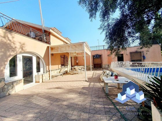 Foto 1 de Casa en venta en San Diego-Los Ángeles-San Cristóbal de 4 habitaciones con terraza y piscina
