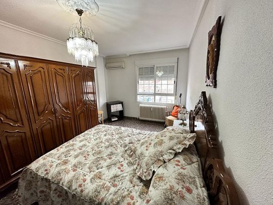 Foto 1 de Pis en lloguer a Santa Isabel de 3 habitacions amb mobles i balcó