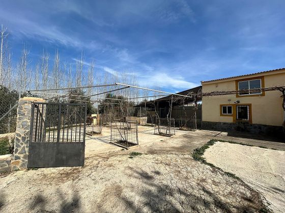 Foto 1 de Casa rural en venda a calle Guadix de 4 habitacions amb terrassa
