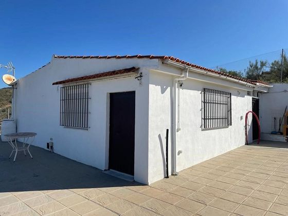 Foto 1 de Chalet en venta en calle Paraje de Albenda de 2 habitaciones con terraza y garaje