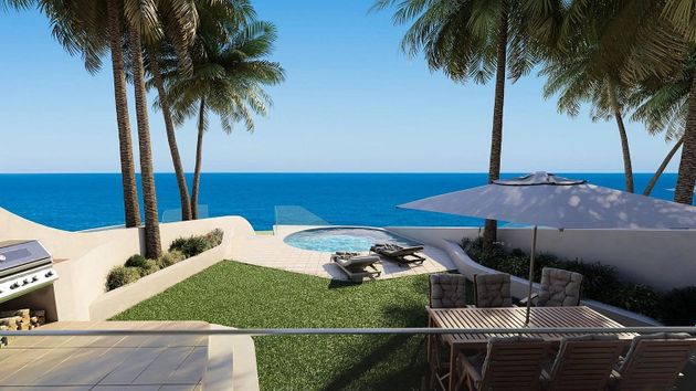 Foto 1 de Venta de ático en Cabo Pino - Reserva de Marbella de 3 habitaciones con piscina y jardín