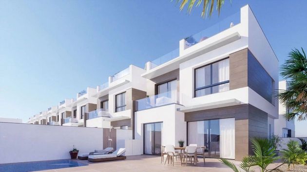 Foto 1 de Xalet en venda a Formentera del Segura de 3 habitacions amb piscina i jardí
