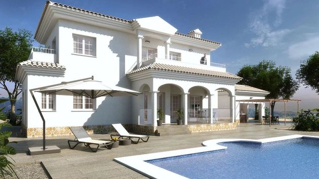 Foto 1 de Venta de chalet en Pinós de 4 habitaciones con terraza y piscina