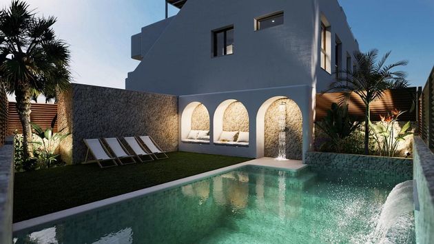 Foto 1 de Casa en venda a San Pedro del Pinatar de 2 habitacions amb terrassa i piscina