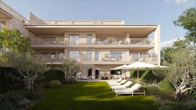 Foto 2 de Pis en venda a Nueva Santa Barbara - Cruz de Gracia de 4 habitacions amb terrassa i piscina