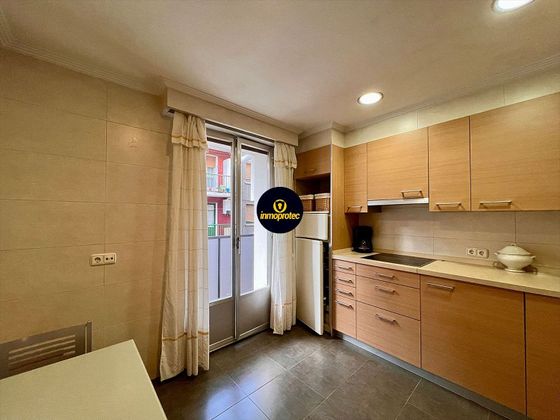 Foto 2 de Pis en venda a Eibar de 4 habitacions amb terrassa i calefacció