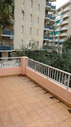 Foto 2 de Chalet en venta en calle De Ponent de 6 habitaciones con terraza y garaje