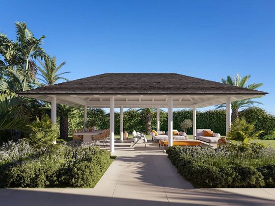 Foto 2 de Casa en venda a Playa Bajadilla - Puertos de 4 habitacions amb terrassa i piscina