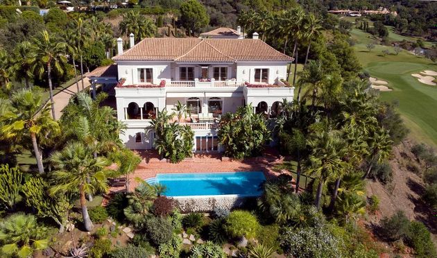 Foto 2 de Casa rural en venda a Benahavís de 7 habitacions amb terrassa i piscina